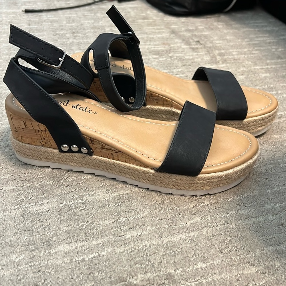 Altar’d State Sandals